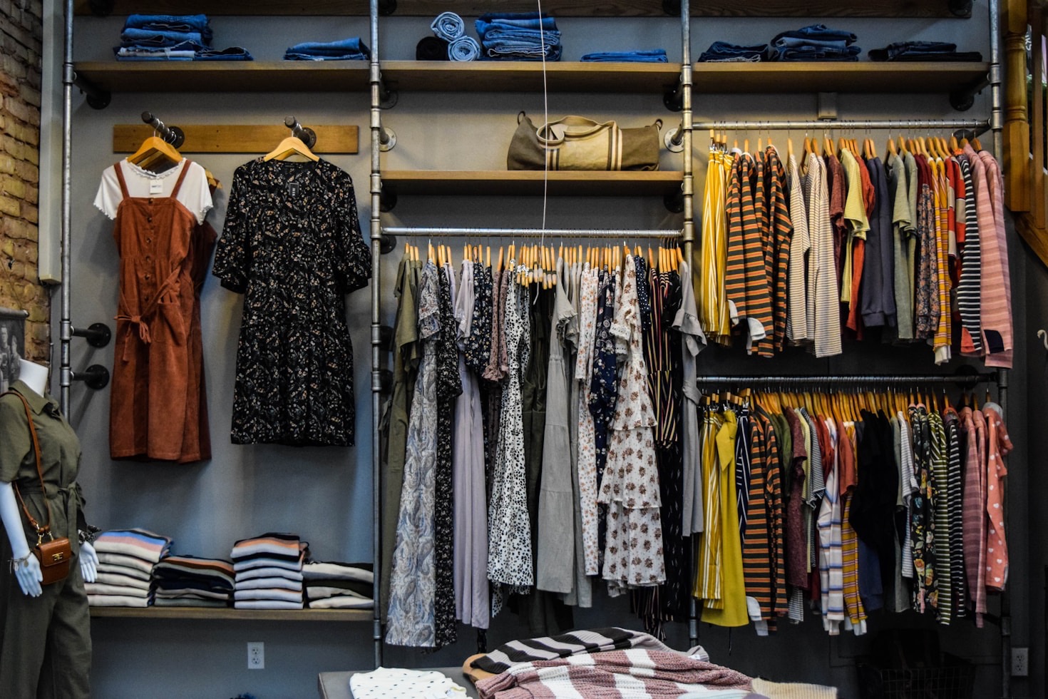 Exploring the Evolution of Activewear Fabrics